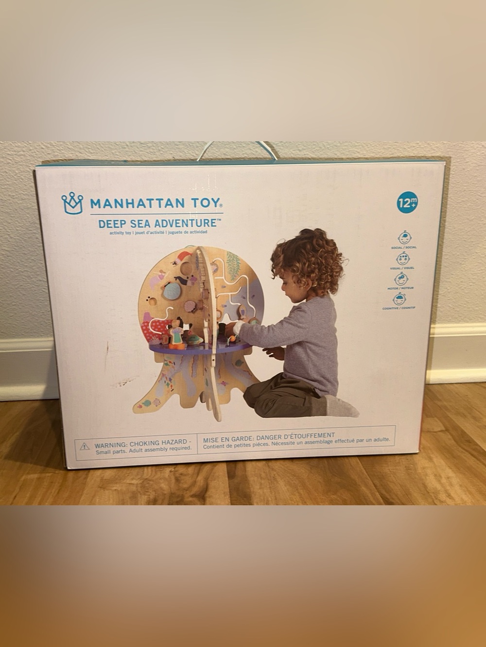 MANHATTAN TOY  Deep Sea Adventure Wooden Playset - Colorful